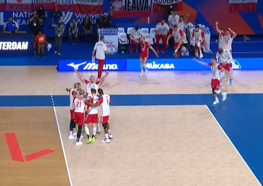 Volleyball Nations League – Men: Italy v Poland – Highlights