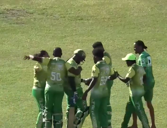 Valley Hikers crush Reef Divers by 8 wickets to enter Final