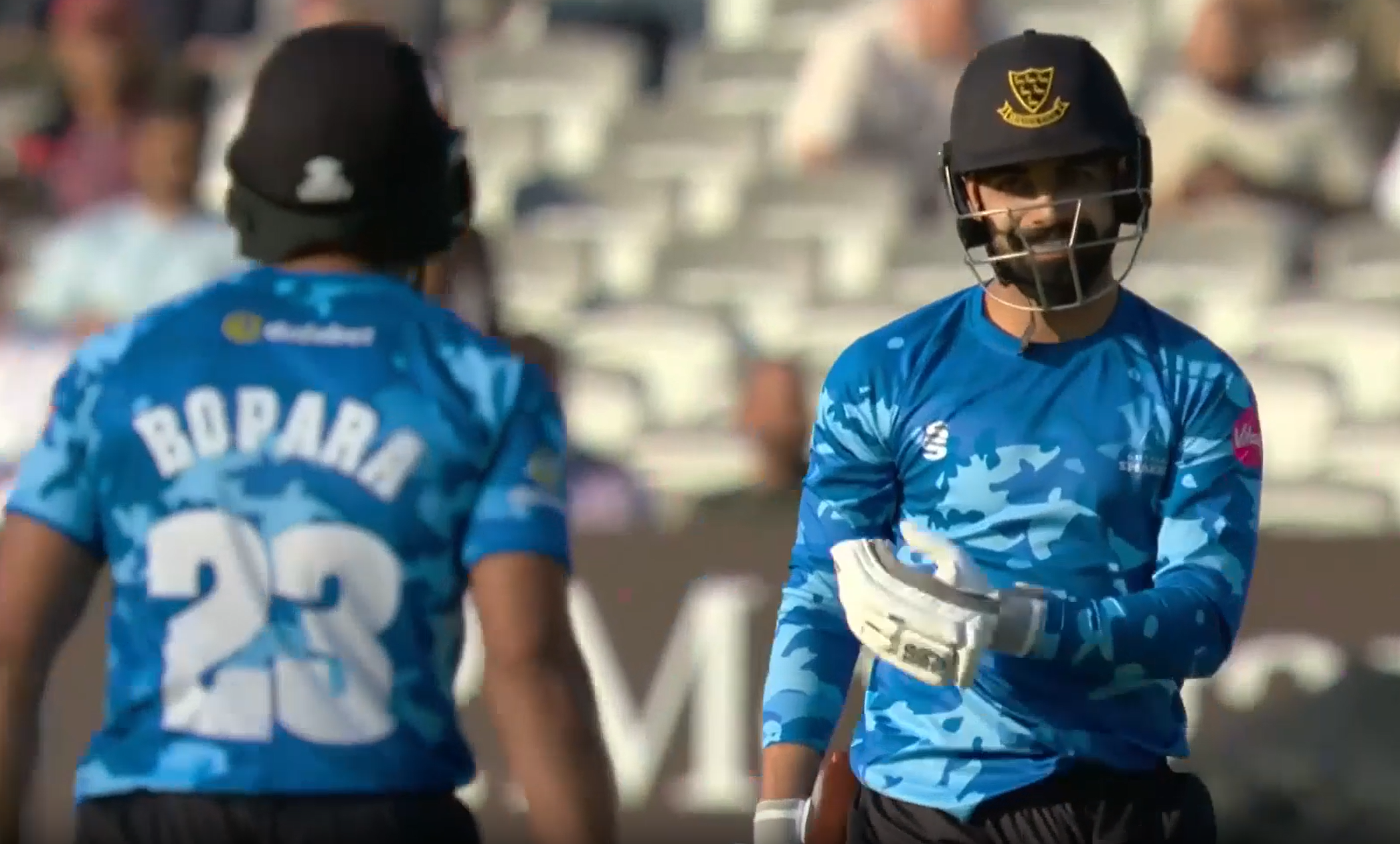 59 off 30! Shadab Khan guides Sussex to 181