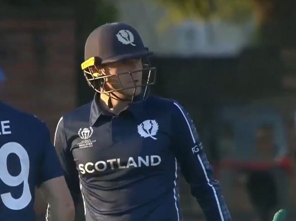 91* off 61! Michael Leask's knock wins it for Scotland