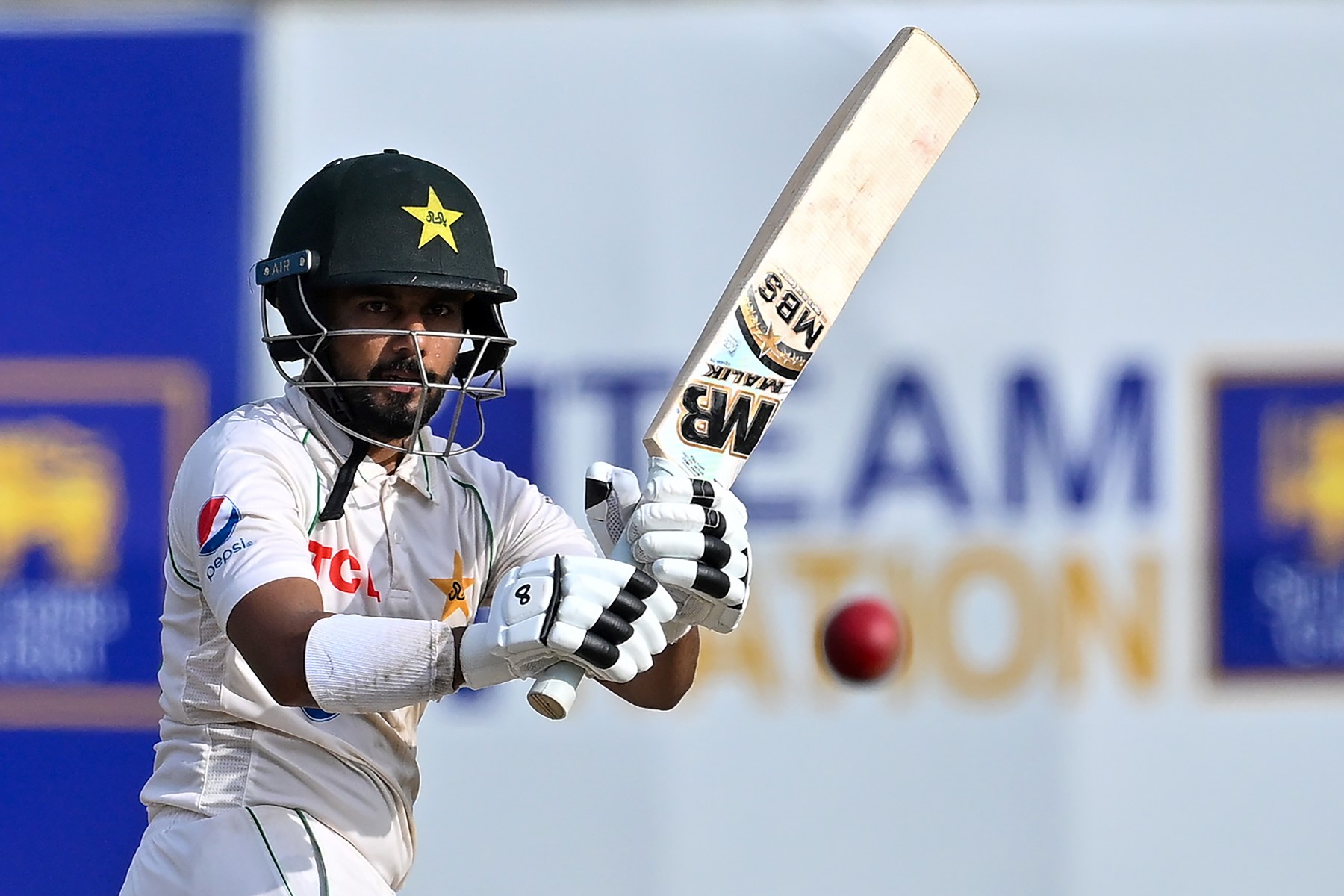 Saud Shakeel's sturdy 69* pulls visitors back on track