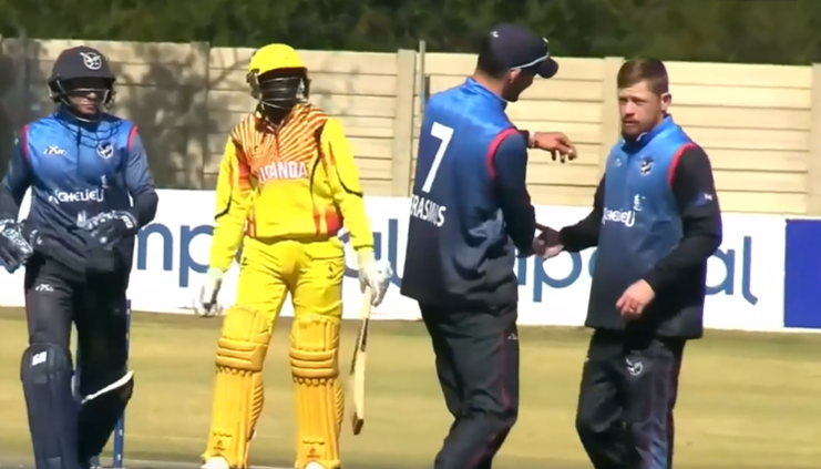 4-fer! Bernard Scholtz damages Uganda's batting