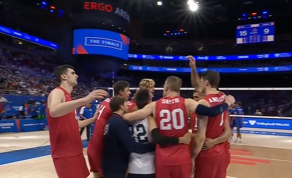 Volleyball Nations League – Men: USA v France – Highlights