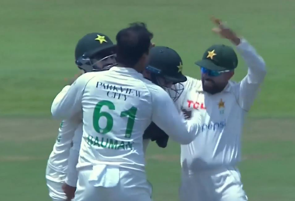 PAK thump listless SL by 222 runs to seal the series