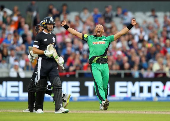 Tymal Mills pumps the brakes with 3/27