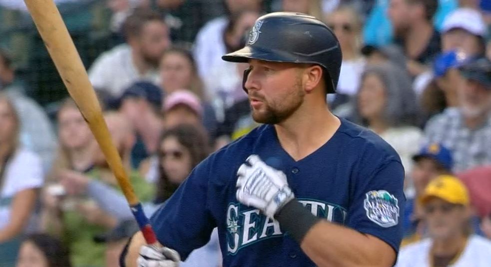 Mariners remove Blue Jays merchandise from Seattle team store