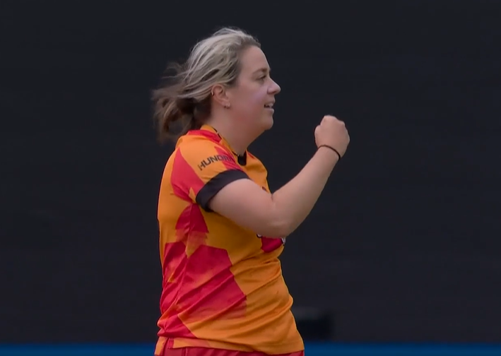 WW! Katie Levick puts Oval Invincibles on the backfoot