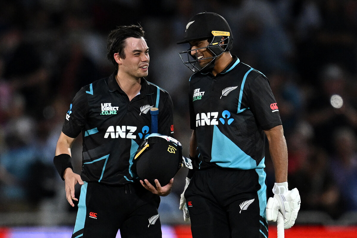 Batters stage clinical comeback as NZ level series 2-2