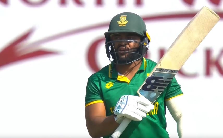 Temba Bavuma returns with supportive 57