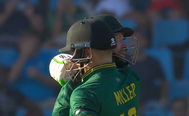 Klaasen and bowlers guide SA to 164-run win over AUS
