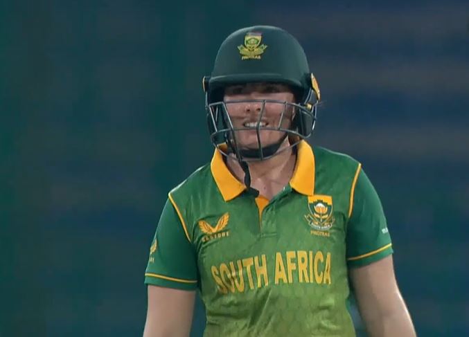 Unbeaten 107! Sune Luus guides SA-W to 292