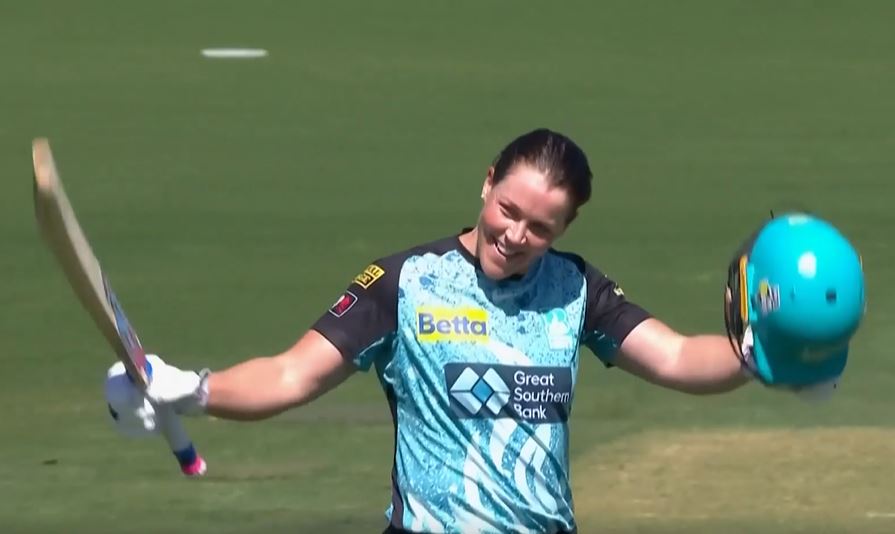 136* off 59! Grace Harris makes a mockery of Scorchers' bowling