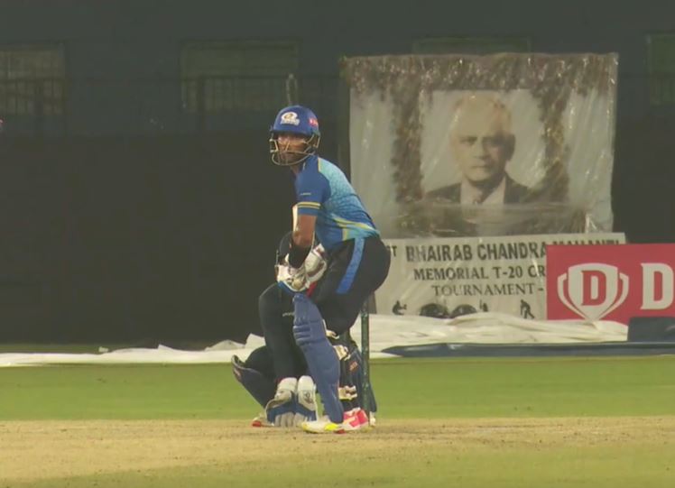 85 off 35! Vishnu Vinod sparkles in Kerala's chase