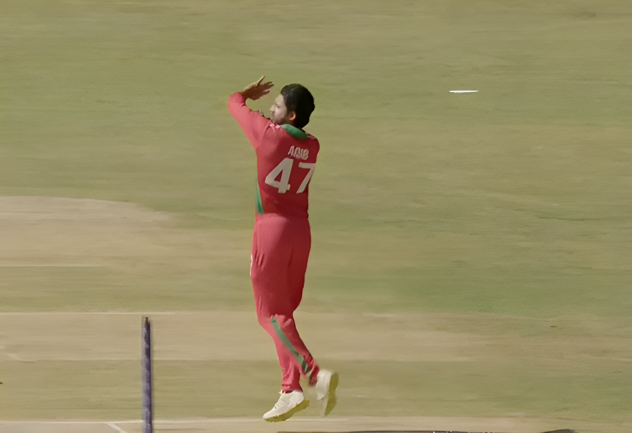 4 for 10! Aqib Ilyas rips through Bahrain's batting