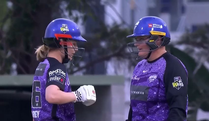 Lee, Carey bat Hobart Hurricanes to 8-wicket win