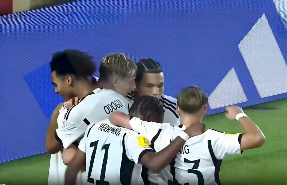 Germany outshine Mexico with a convincing 3-1 win