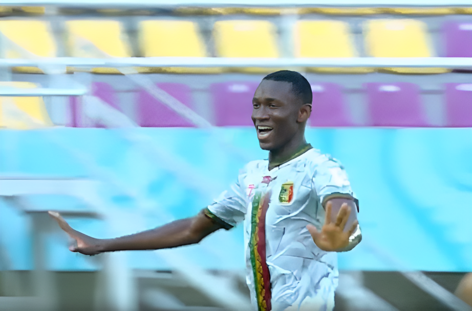 Doumbia's hat-trick helps Mali crush Uzbekistan 3-0