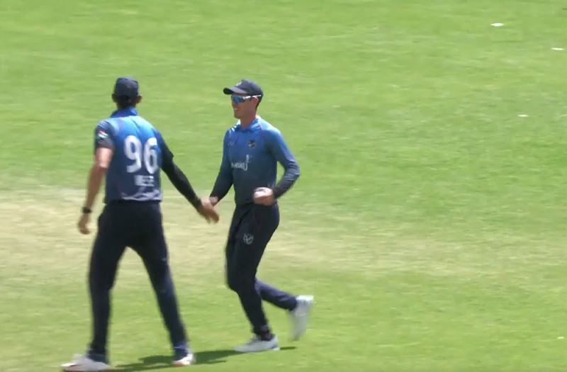 3 for 15! Bernard Scholtz delivers on the occasion