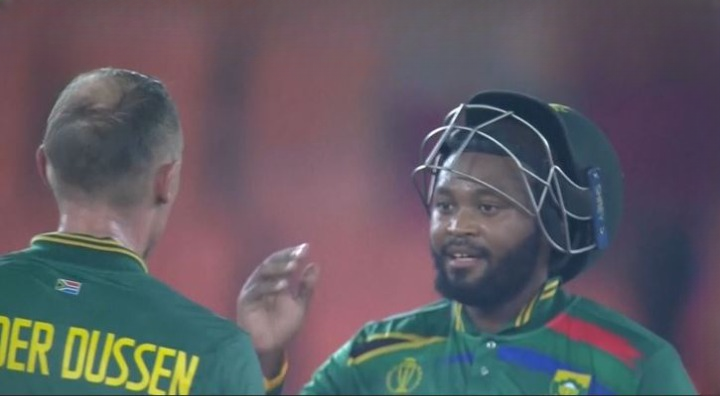 South Africa hold nerves to beat Afghanistan by 5 wickets