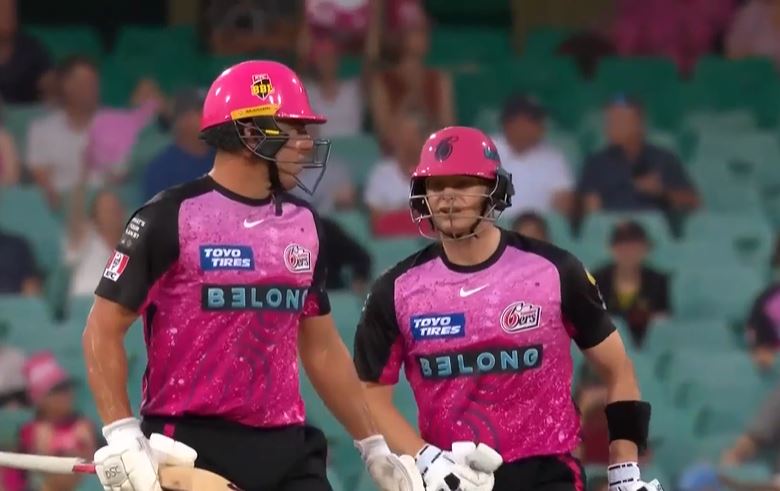 61 off 42! Steve Smith injects some momentum