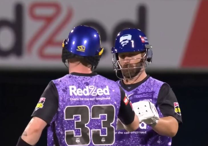 All-round Hobart Hurricanes beat Melbourne Renegades by 6 wickets