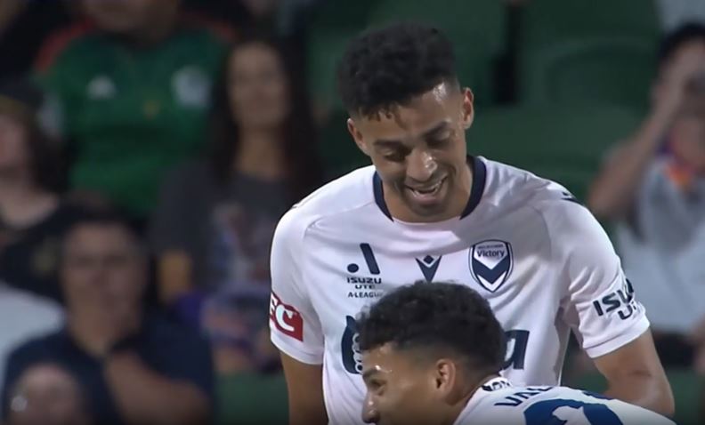 Melbourne Victory sail past Perth Glory 3-2