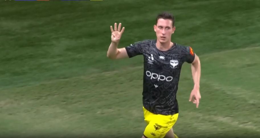 Brisbane Roar, Wellington Phoenix fixture ends in 1-1 tie