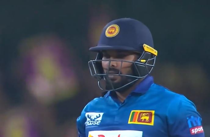 Wanindu Hasaranga's Fiery 67 off 32