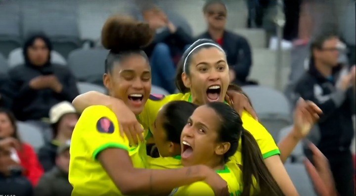 Relentless Brazil Dominate Mexico 3-0 to Enter Final