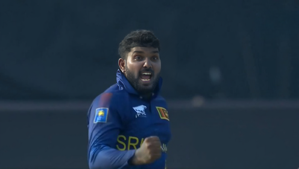 2nd ODI: Wanindu Hasaranga's 4 for 45