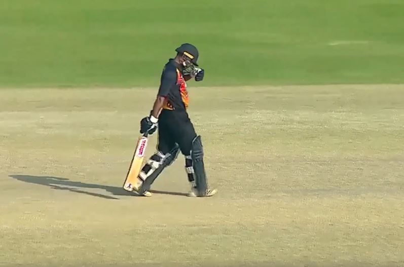 Papua New Guinea vs Oman: Lega Siaka's 70 off 84