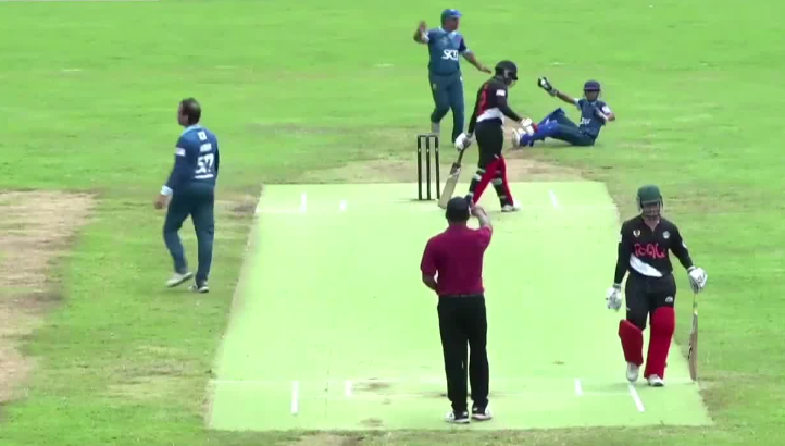 Crickingdom Thunderbolts vs Bali Cricket Team: Abhijit Kulkarni's 3 for 7