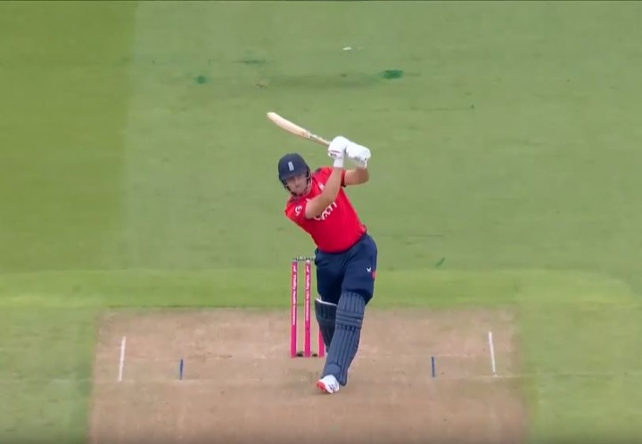 2nd T20I, England Innings: All sixes