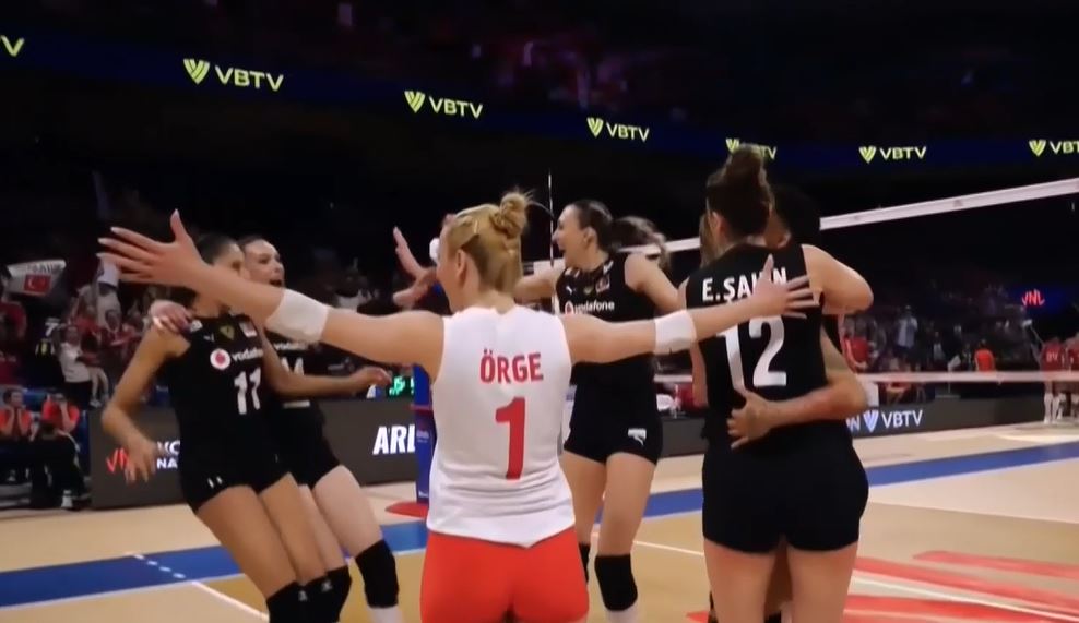 M63: USA 2-3 Turkey | Women’s VNL 2024